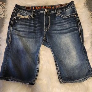 Rock Revival Abree Easy Berumda short distressed.